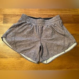 Lululemon mid-rise track that running shorts size 10